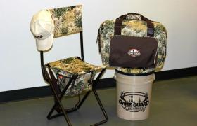 Chair, cap gg cooler, bucket